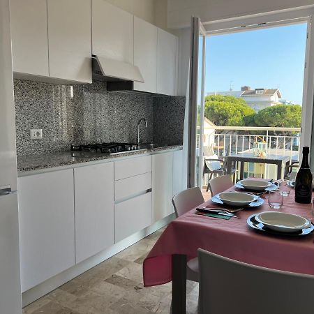 Residence Alba D'Oro Solo Famiglie Lido di Jesolo Bagian luar foto
