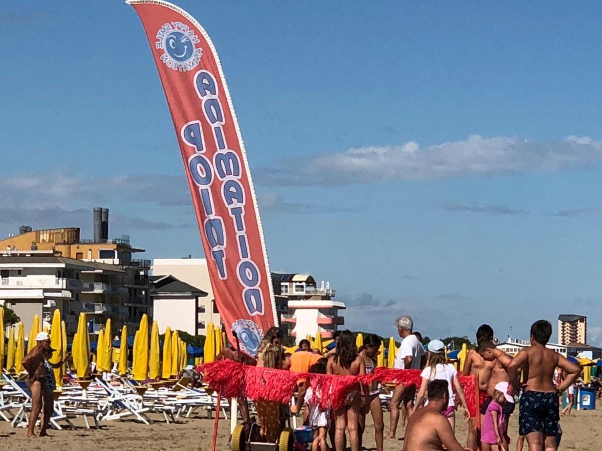 Residence Alba D'Oro Solo Famiglie Lido di Jesolo Bagian luar foto